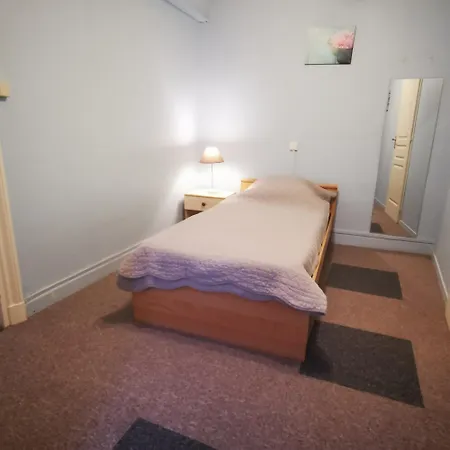 Logis & Restaurant Le Savinien Saint-Savinien