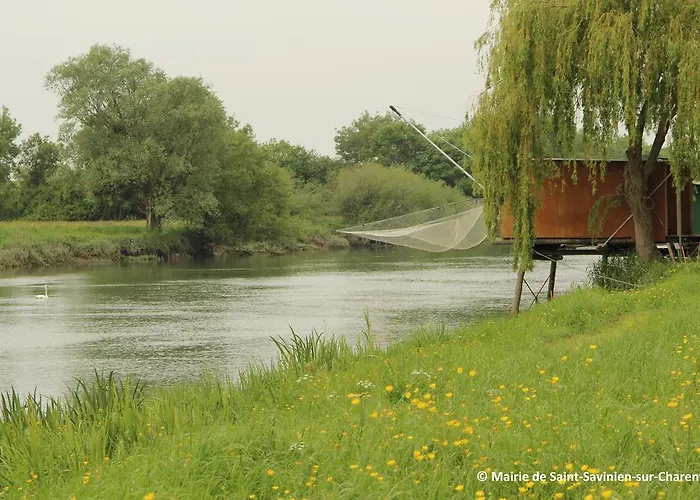 Le Savinien Hotel Saint-Savinien